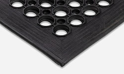 Antirutschmatten bei Nässe