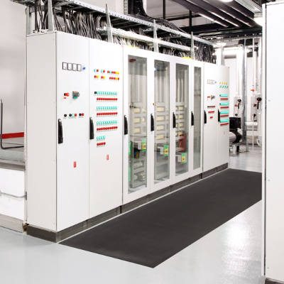 Elektro-isolationsmatte-schaltschrank_(1)