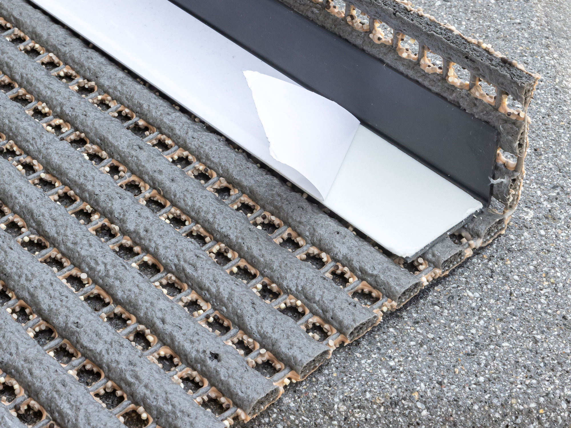 stufenmatte-aussen-zentaurus-beige-3