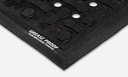 Antirutschmatten bei Öl